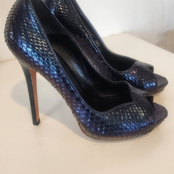 Steve McQueen python size 36 1/2 heels - Picture 2 of 3